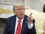 Трамп не прийняв сторону України. Він не хоче, що вона "впала" за його президенства – The Economist