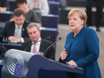 Меркель закликала озброюватися. При її владі витрати на оборону Німечини скорочувались