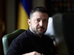 Зеленський щодо підготовки зустрічі з Путіним: Хотілося б зрозуміти, чи готові рускіє і на яку конфігурацію