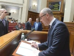 Львівська міськрада повідомила, де й коли відбудеться похорон Парубія