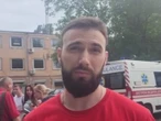 В Одесі медики протестували під ТЦК після того, як військкоми затримали бригаду "швидкої" і не випускали з будівлі. У ТЦК заявили, що лікарі нібито не показали їм документів. Відео