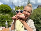 "Світлий процес". 42-річна Ребрик показала, як годує дитину грудьми