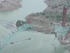 У Китаї обвалилася частина мосту під час будівництва. Понад десяток жертв. Відео