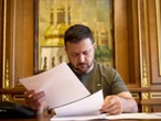 Зеленський підписав закон про відчужене майно, попри заклик ветувати його