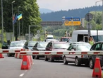 Чи правда, що після дозволу на виїзд молодь масово залишає Україну? Прикордонники відповіли