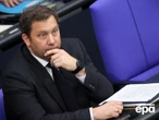 Віце-канцлер Німеччини відповів, чи змінювали домовленості про дальність застосування зброї Україні