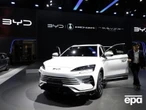Китайський конкурент Tesla Маска знизив ціну на електрокари в Китаї до 80%