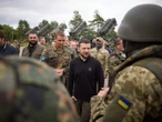 Зеленський у Німеччині відвідав українських військових, які проходять навчання, і оглянув Patriot для України. Відео, фото