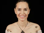 Віталіна Ющенко: На 45-річчя тато вітає, а я кажу: "А ви мене любити не перестанете?" Він плаче: "Зайчику" G