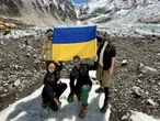 "Я зрозумів, що ще не прожив це життя". Українські розвідники на протезах підкорили Еверест