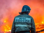 "Горить, як свічка". Уночі дрони атакували щонайменше два НПЗ у Росії. Куди було влучання