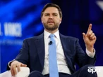 Трамп не звільнив Волца, а перевів на іншу посаду. Це не пов'язано з витоком даних у Signal – Венс