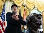 "Допомагає вибратися з темних психічних дір". Маск відреагував на статтю про вживання ним наркотиків
