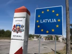 Латвія змінює правила перетину кордону для українців з 1 вересня. Що треба знати?