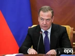 Після 18-го пакету санкцій проти РФ Медведєв пригрозив Україні ударами "зі зростаючою силою". У РНБО відповіли