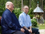 Санкцій – немає, а ті, хто на них скаржаться, просто не хочуть працювати – Лукашенко