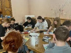 Відпочинок і відновлення: родини загиблих бійців реабілітують в таборі від "Інтерпайпу" Пінчука Актуально