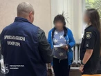 "Мобільні телефони і обручки". У Харківській області працівницю моргу підозрюють у обкраданні загиблих військових