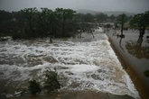 Inondations au Texas : derrière le lourd bilan, l’ombre des coupes budgétaires de Donald Trump