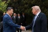 Donald Trump face à Xi Jinping : vu de l’étranger, "une étrange déférence et une retenue inhabituelle"