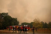 Bordeaux : l'incendie en Gironde continue de se rapprocher de la ville, l'évacuation "pas à l’ordre du jour" 