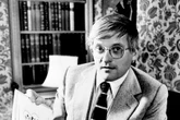 Mort de David Hockney : quand L'Express brossait le portrait du "Wahrol anglais" en 1974