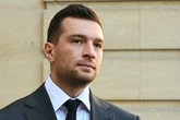 Jordan Bardella, un candidat de droite ? Son admiration de Sarkozy, les soutiens Bolloré et Stérin...