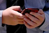 Smartphones à l'école : pourquoi le Portugal dit stop
