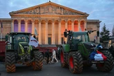 "Les agriculteurs ne veulent pas de chèques de Bruxelles, mais vivre de leur travail", par Kevin Brookes et Joris Valentini