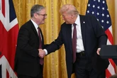 Droits de douane : le "deal" Donal Trump - Keir Starmer, une leçon pour l'Europe
