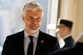Laurent Wauquiez, la tragédie du "candidat naturel" de LR : "S’il perd contre Bruno Retailleau, c’est fini"