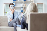 "Les narcissiques ne sont pas des prédateurs" : la mise au point d’un psychiatre italien réputé