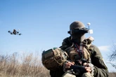 "Une vraie révolution" : comment les drones bouleversent le champ de bataille