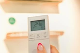 "La clim est victime de beaucoup d’idées reçues" : l'analyse à contre-courant d'un ingénieur écolo