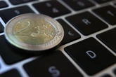 Euro numérique : ce projet de Bruxelles qui alimente les théories complotistes