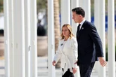 Soutien "massif" de l'Italie contre l'Iran : comment Mark Rutte a mis Giorgia Meloni dans l'embarras