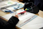 Les dérives des écoles privées sous contrat : "La liberté de conscience est loin d'y être toujours respectée"