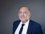 L’entreprise est l’un des derniers remparts démocratiques en France, par Pierre Gattaz