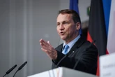 "Si un avion est abattu, ne venez pas vous plaindre" : face à Poutine, la Pologne se dit prête au rapport de force