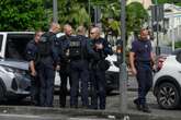 Les CRS et gendarmes mobiles, 