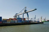 Menace russe : comment le port de Rotterdam se prépare à une guerre avec Moscou