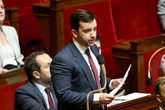 Echauffé par un récent sondage, le Rassemblement national pousse pour une dissolution de l'Assemblée