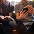 Israël Nisand : "Chez les jeunes ados, le porno est une éducation au non-consentement"