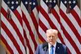 Les payer pour qu’ils "s’auto-expulsent" : la dernière idée de Donald Trump contre les sans-papiers