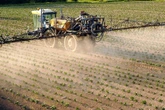 Impact des polluants chimiques sur la santé : la science alerte, la réglementation doit suivre !