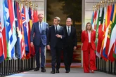 Keir Starmer, Friedrich Merz... En Europe, l’ère du politicien jetable