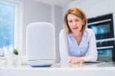 Comment l’IA révolutionne l’usage des assistants vocaux