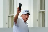 Au Kazakhstan, Donald Trump négocie pour les Etats-Unis… et pour sa famille