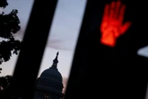 Shutdown aux Etats-Unis : comment la Maison-Blanche en profite pour cibler l’opposition