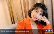 Vanessa Angel Tegang Diapit Suami dan Mantan Kekasih